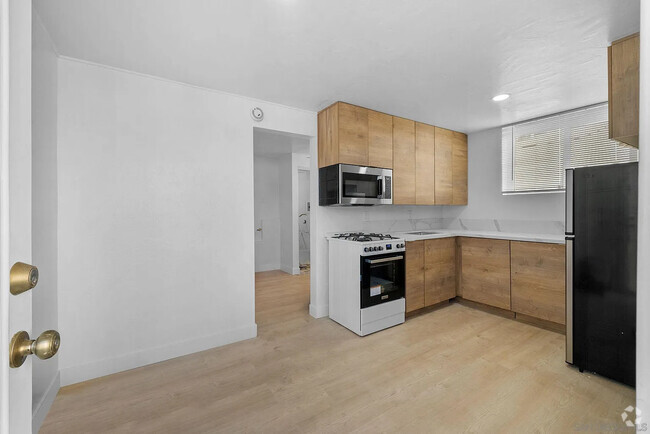 Building Photo - 5738 Meade Ave