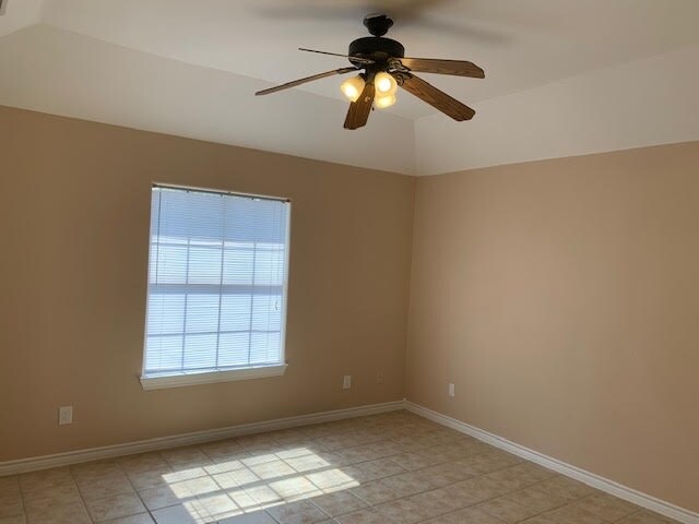 Building Photo - 405 Cinnamon Teal Loop