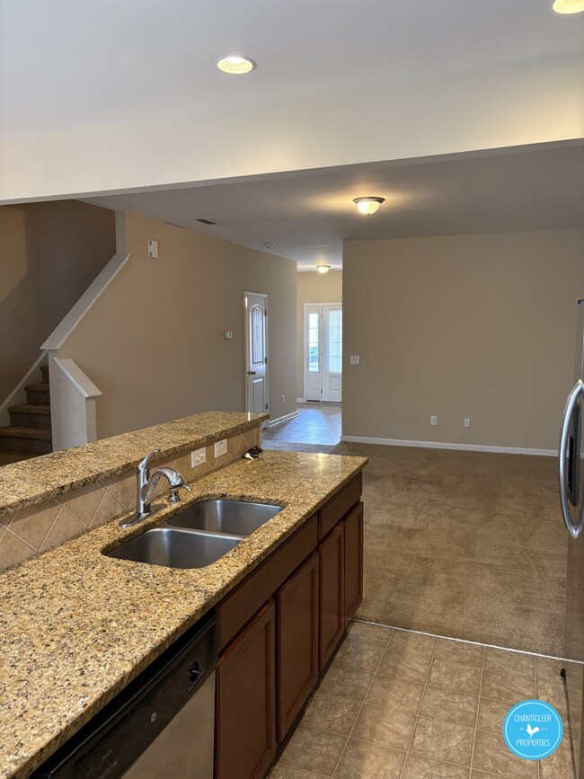 Foto del edificio - 3605 Landshire View Lane