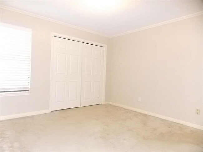 Building Photo - 9280 Manion Dr.