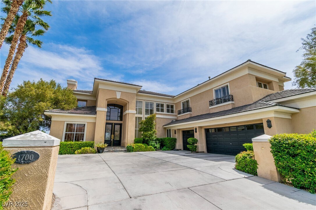 Foto principal - 1700 Wincanton Dr