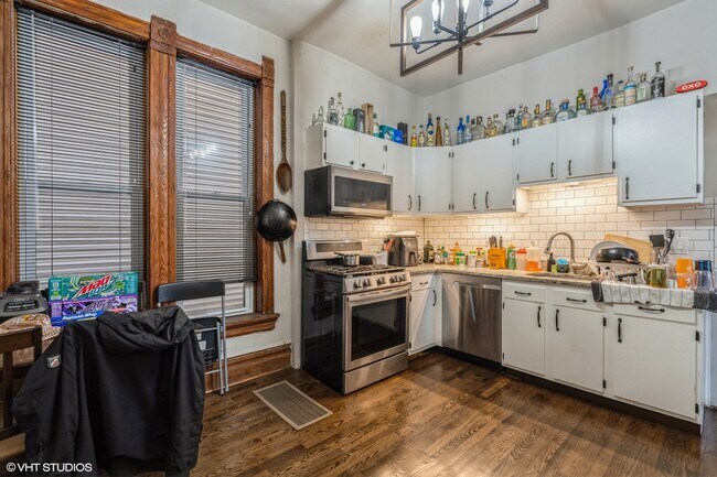 Foto del edificio - 1456 W Fletcher St