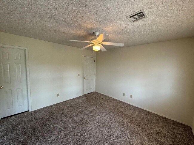 Foto del edificio - 314 S 11th Pl