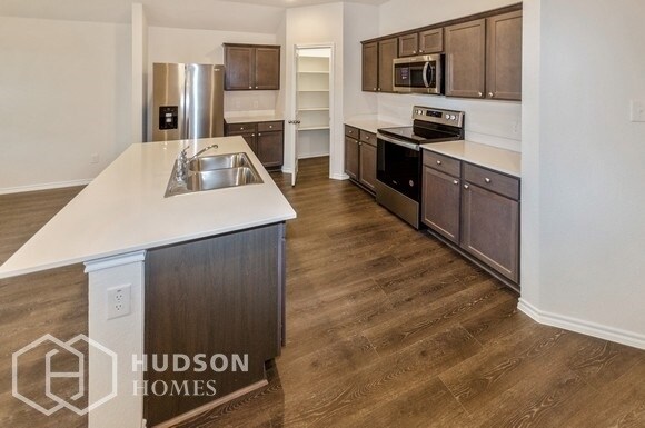 Foto del edificio - NOW AVAILABLE! - 4517 Stardust Way, Forney...
