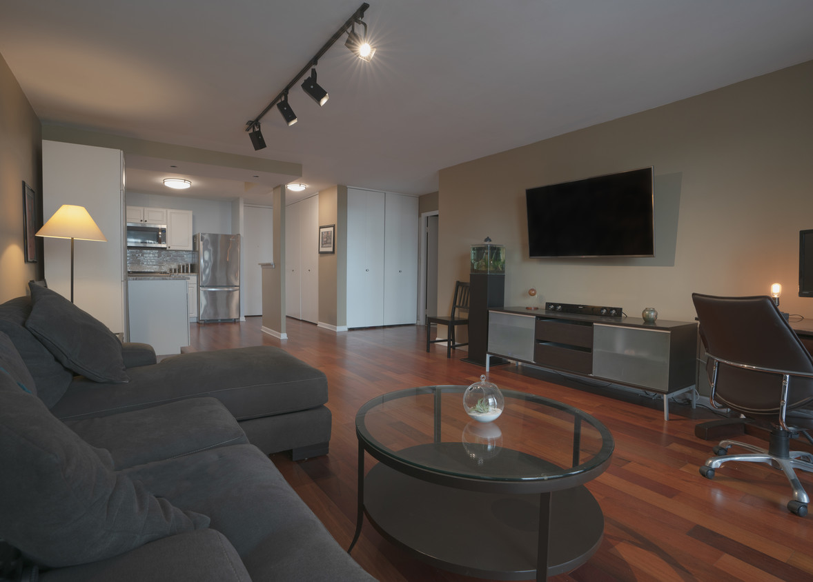 Foto principal - 1636 N Wells St