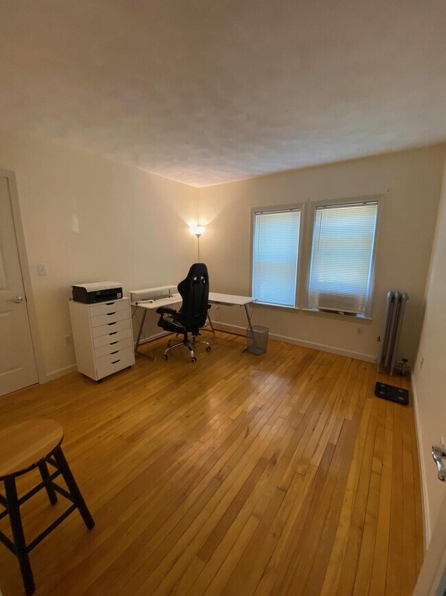 Foto del edificio - 55 Farragut Ave