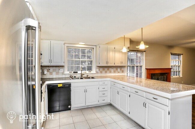 Foto del edificio - 195 River Bend Drive