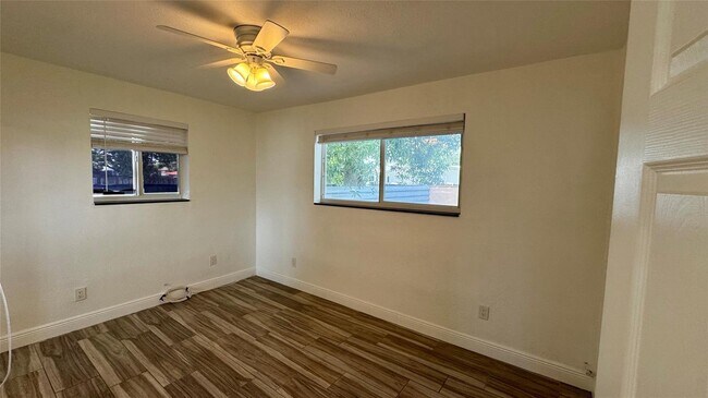 Building Photo - $2,950MONTHLY;3120 SW 35TH AVE WEST PARK, ...