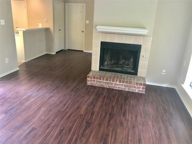 Building Photo - 4809 Berridge Ln