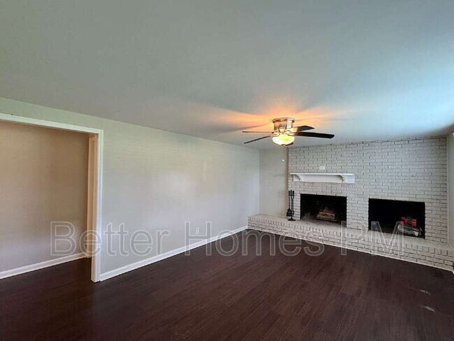 Foto del edificio - 5212 Rock Quarry Rd