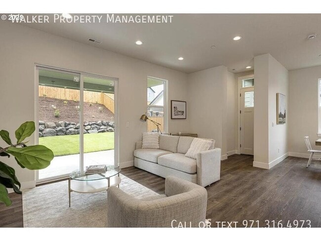 Building Photo - 1008 E Rork Ct