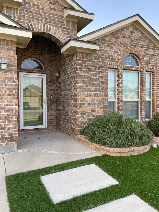 Foto del edificio - 6408 Vanguard Rd