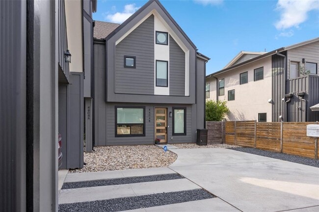 Building Photo - 4404 Mt Vernon Dr