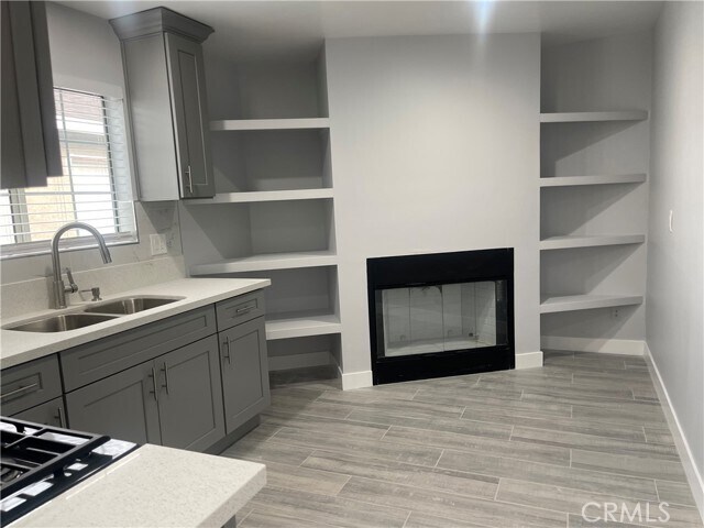 Foto del edificio - 14077 Joycedale St