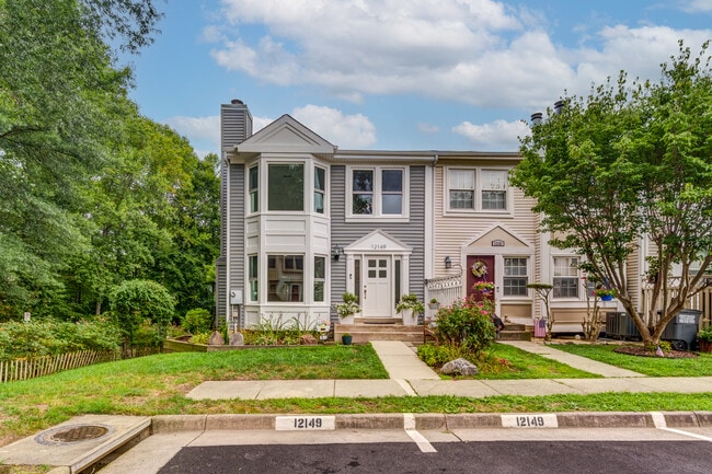 Building Photo - 12149 Salemtown Dr