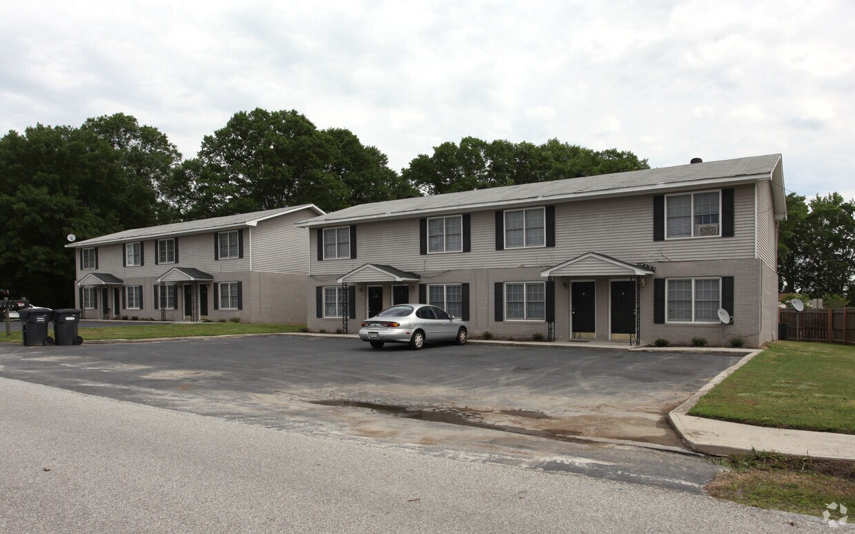 2132 Britt St, Grayson, GA 30017 Apartments in Grayson, GA