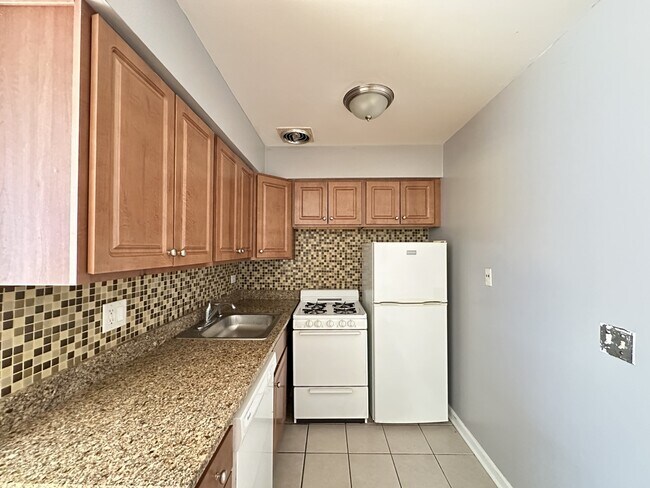 Foto del edificio - 5820 N Sheridan Rd