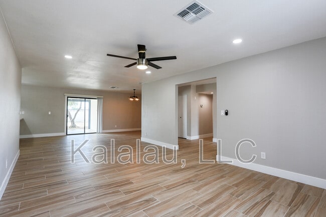 Foto del edificio - 1817 E Alameda Dr