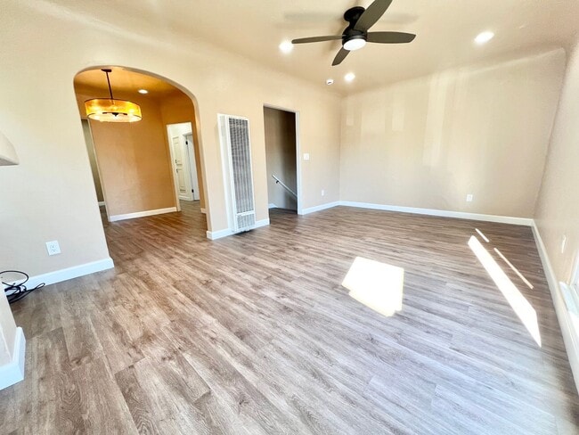 Building Photo - 235 Pomona Ave