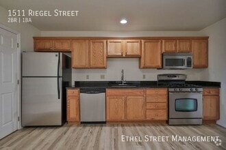 Building Photo - 1511 Riegel St