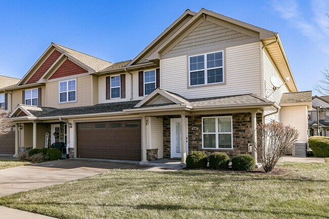 Building Photo - 460 Cambria Dr