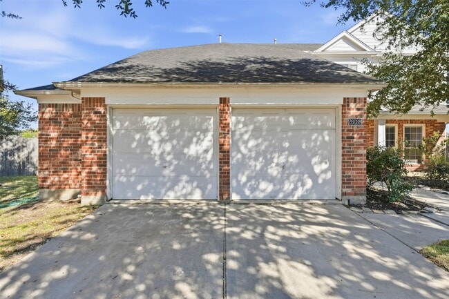 Building Photo - 26038 Palmdale Estate Dr