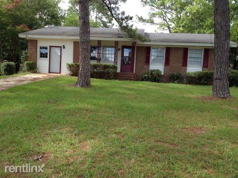 Primary Photo - 1707 Fir Ln