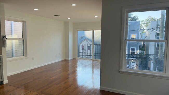 Foto del edificio - 499 S 18th St