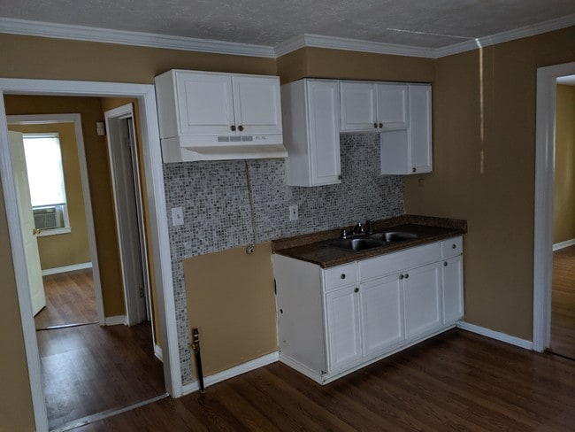 Building Photo - 2640 Olive St