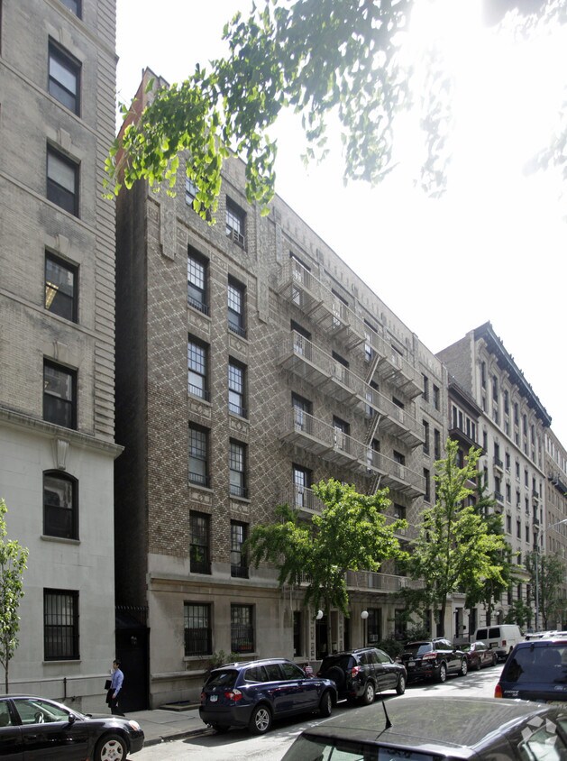 Foto principal - 539 W 112th St