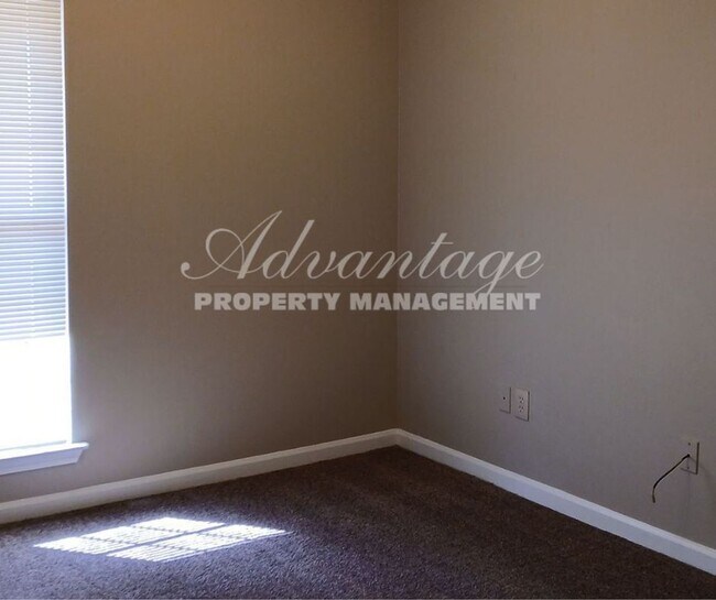 Foto del edificio - Charming 3 bedroom 2 bathroom home in Raga...