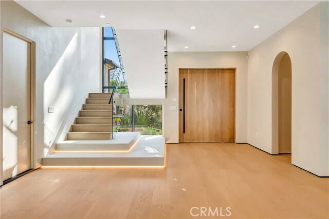 Foto del edificio - 5149 Beeman Ave