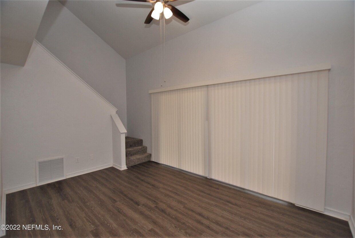 Primary Photo - 2877 Wonderwood Ln