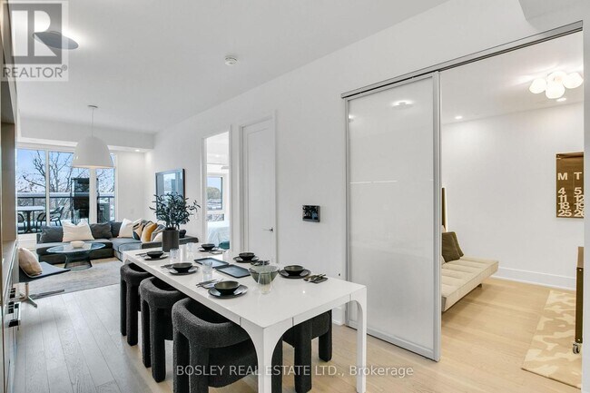 Building Photo - 800 Broadview Ave