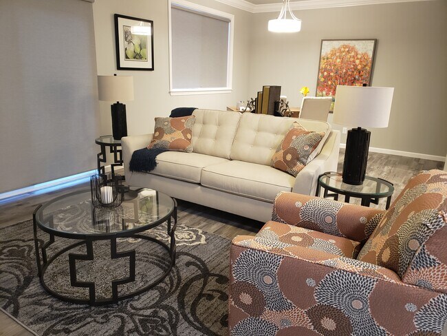 Foto del edificio - 6435 Riverway Ln