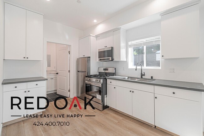 Foto del edificio - 7632 Morella Ave