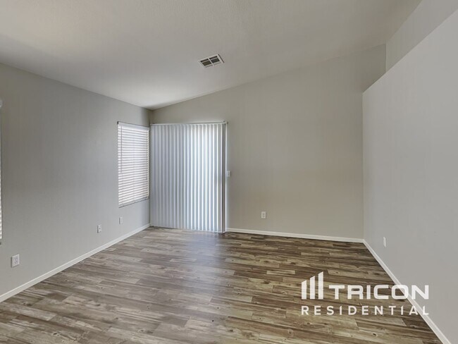 Building Photo - 2900 Mt Hope Drive Las Vegas NV