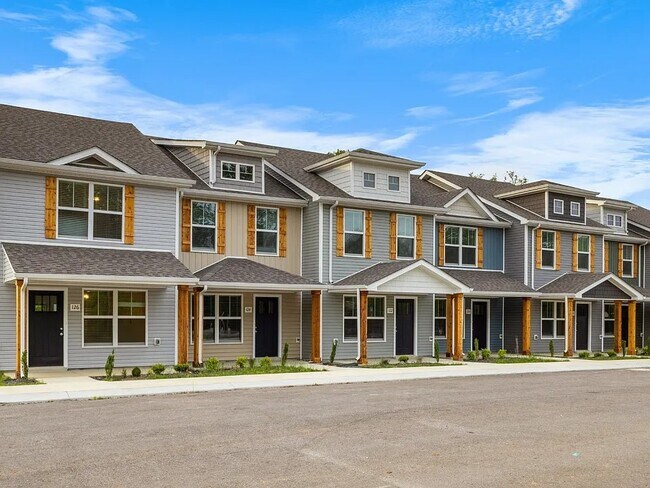 Building Photo - 210 Melbourne Dr