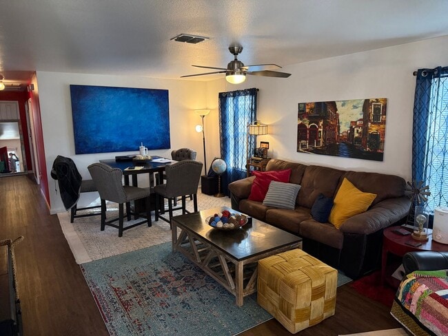 Photo - 2727 Choice St House