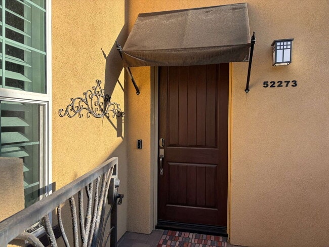 Building Photo - Scenic Views, Furniture optional, 3-Bedroom/2-Story Home Available for a 1 year or more lease term