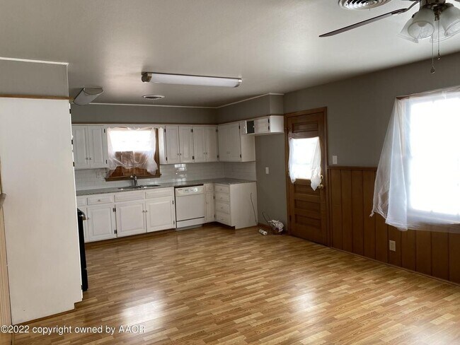 Foto del edificio - 2303 Larry St