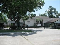 Foto principal - 1950 Spenwick Dr