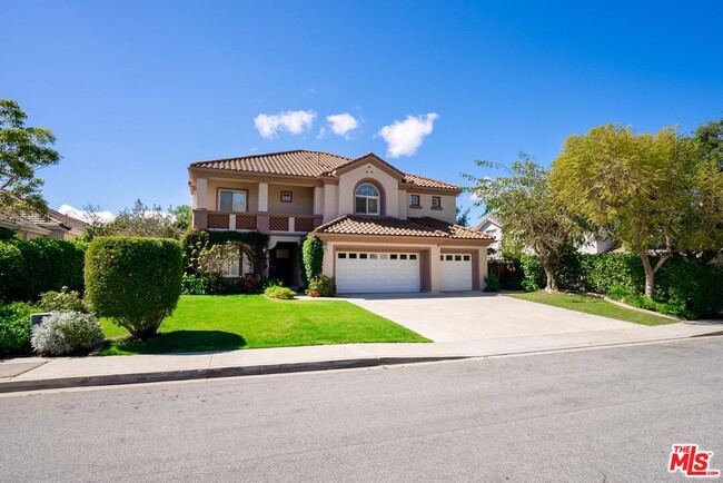 Building Photo - 3805 Campus Dr