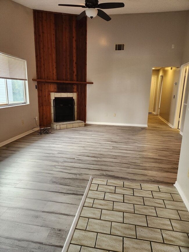 Foto del edificio - Charming 3-1.5 Duplex Near SunRail – Maitland