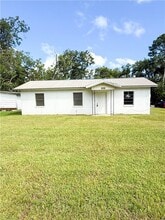 Building Photo - 526 Ware St