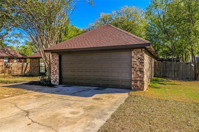 Building Photo - 7408 Meadowview Terrace