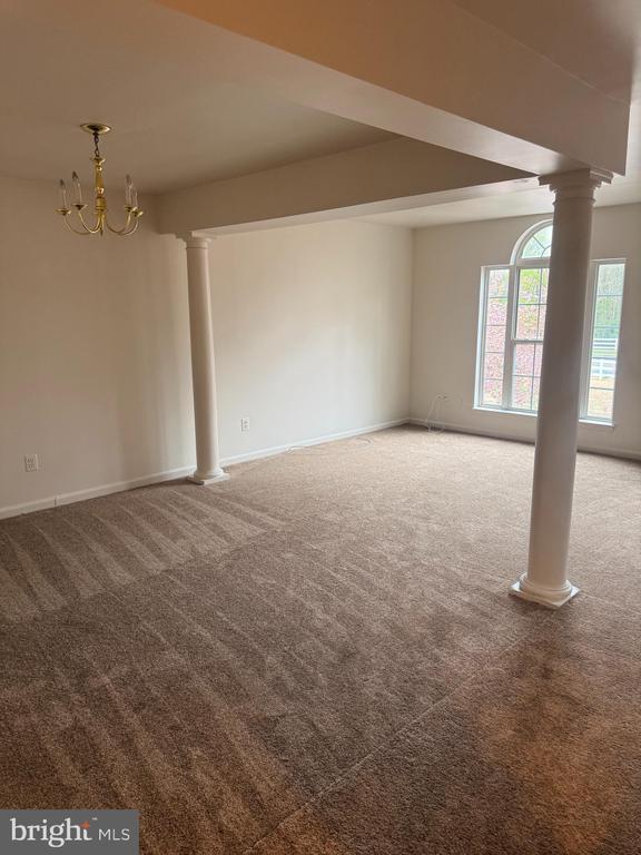 Building Photo - 9850 Moffit Pl