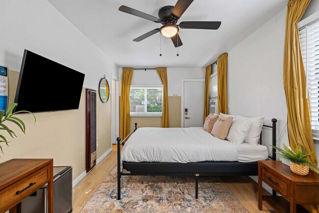 Foto del edificio - 4503 Bond St