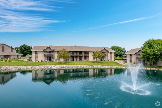 Building Photo - Fountain Park Apartments