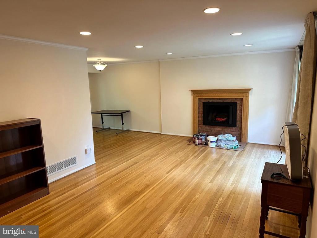 Foto principal - 7020 Ted Dr